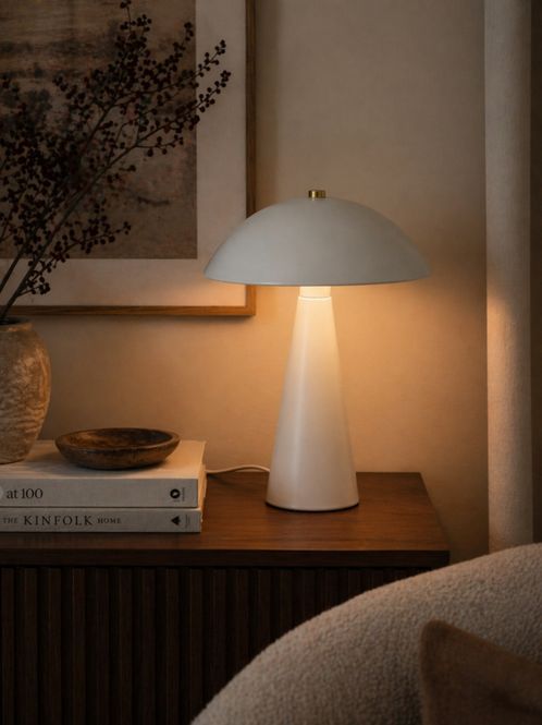 Hovedbilde Bordlampe i off-white metall